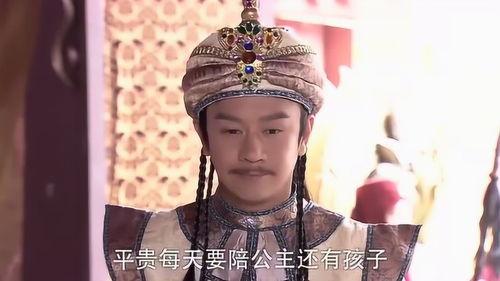 母妃和父王吃瓜,母妃与父王的甜蜜瓜语